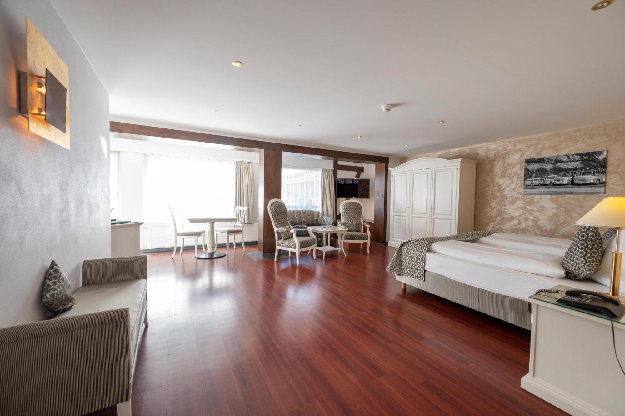 Seilers Vintage Hotel & Spa カンデルシュテッグ エクステリア 写真